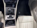 Skoda Superb 2023 Punainen
