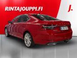 Skoda Superb 2023 Punainen