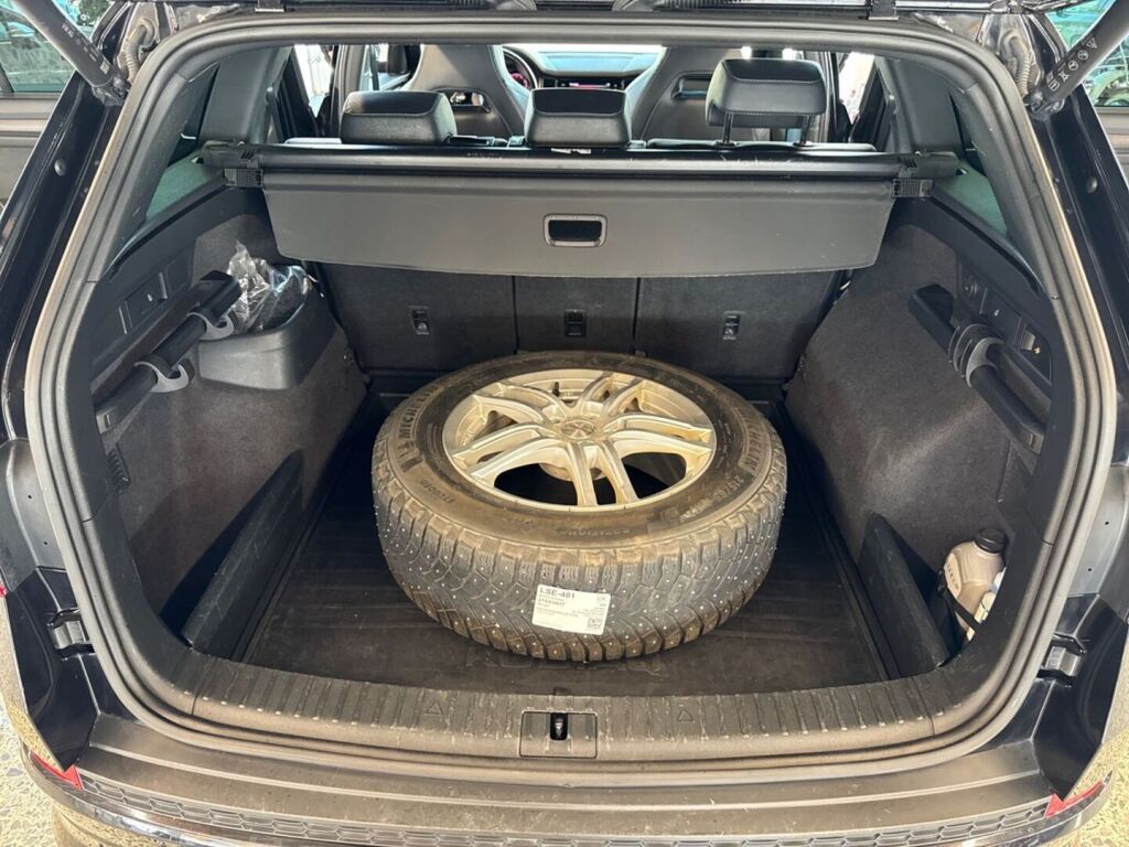 Skoda Kodiaq 2023 Musta