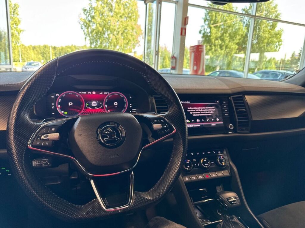 Skoda Kodiaq 2023 Musta