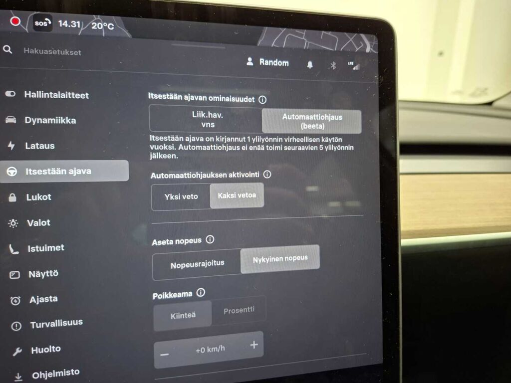 Tesla Model Y 2023 Valkoinen