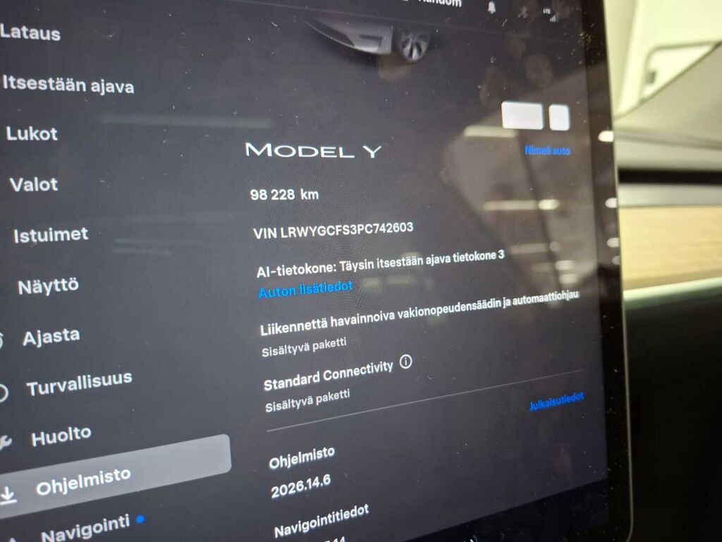 Tesla Model Y 2023 Valkoinen