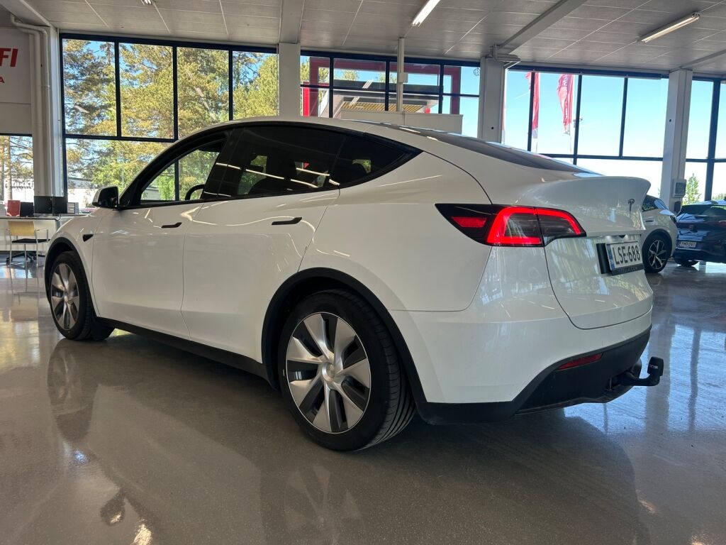 Tesla Model Y 2023 Valkoinen