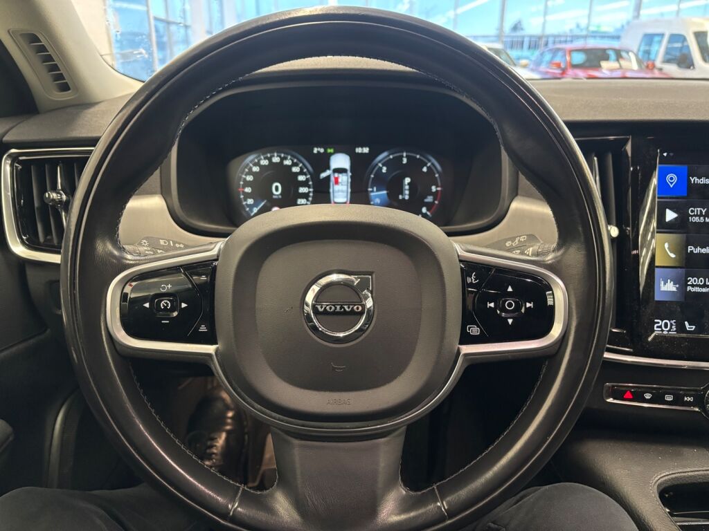 Volvo V90 2019 Valkoinen