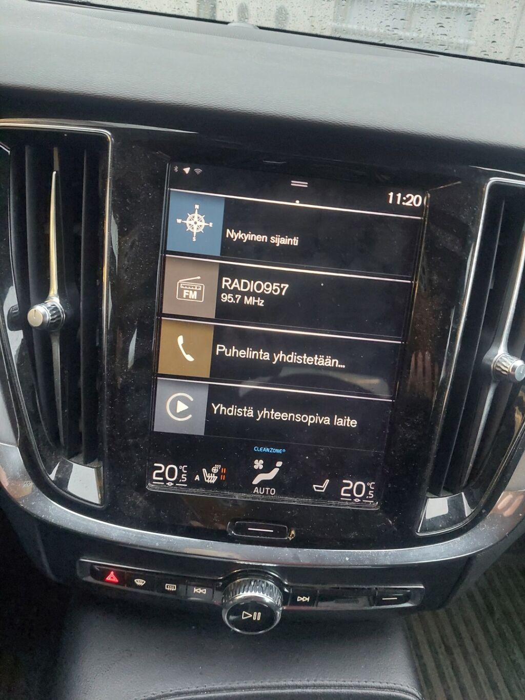 Volvo V60 2020 Sininen