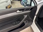 Volkswagen Passat 2020 Valkoinen