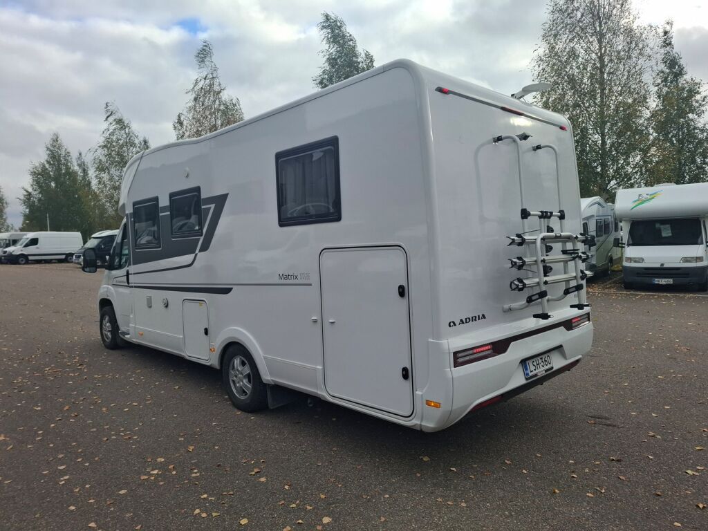Adria MATRIX AXESS 670 SC 2023 Valkoinen