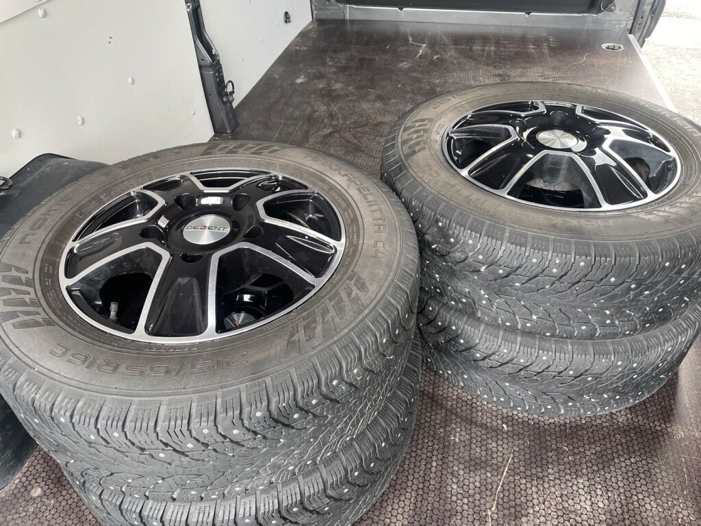 Ford Transit 2023 Magnetic