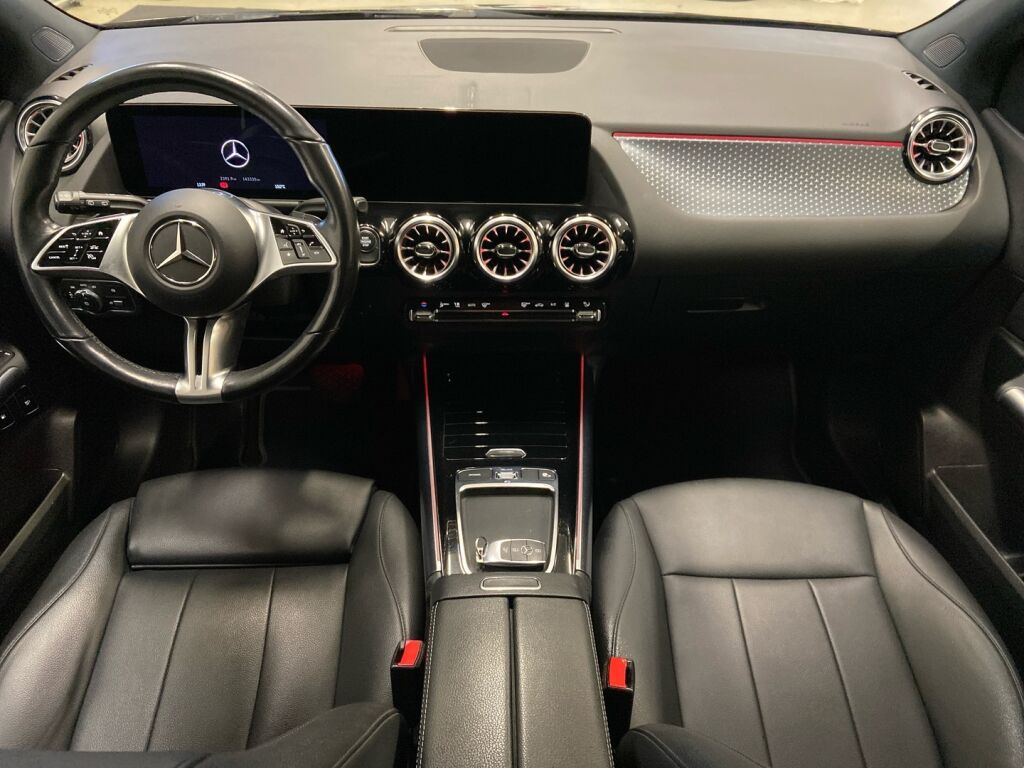 Mercedes-Benz B 2023 Musta