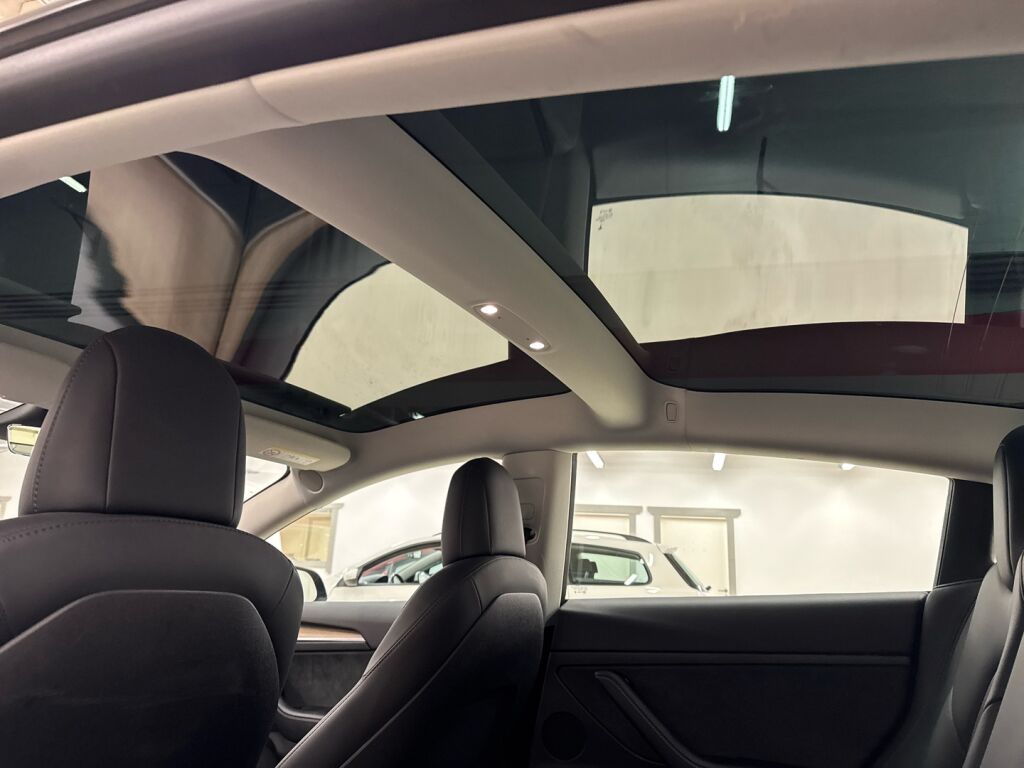 Tesla Model 3 2023 Harmaa