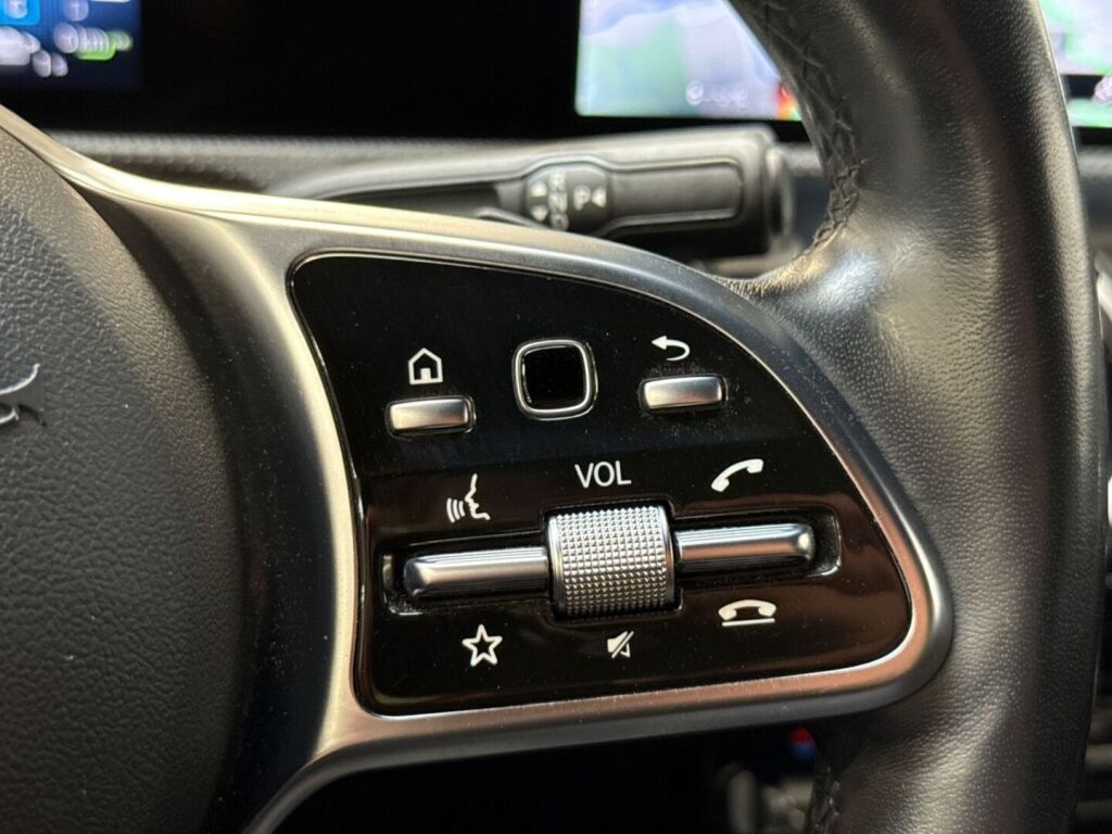 Mercedes-Benz CLA 2023 Valkoinen