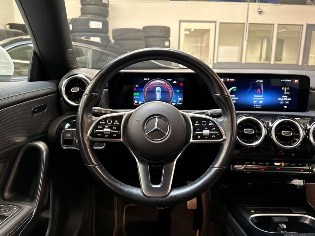 Mercedes-Benz CLA 2023 Valkoinen