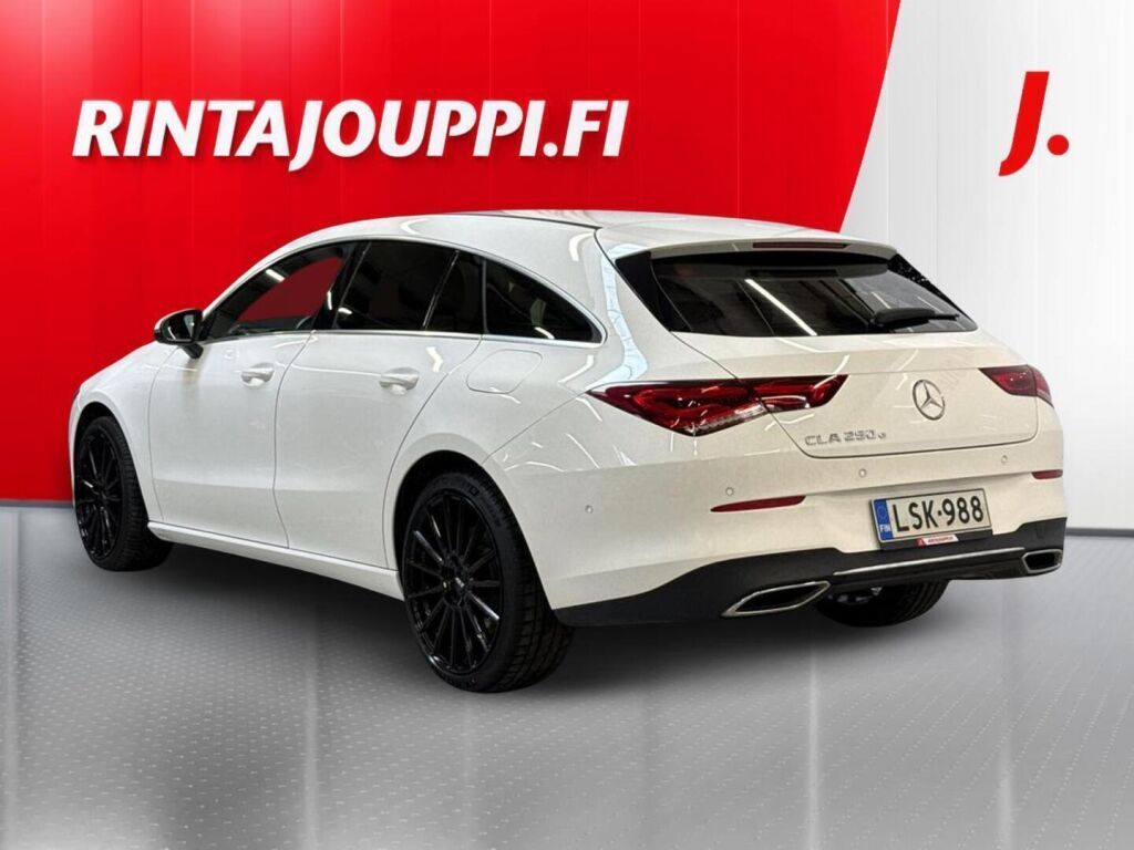 Mercedes-Benz CLA 2023 Valkoinen