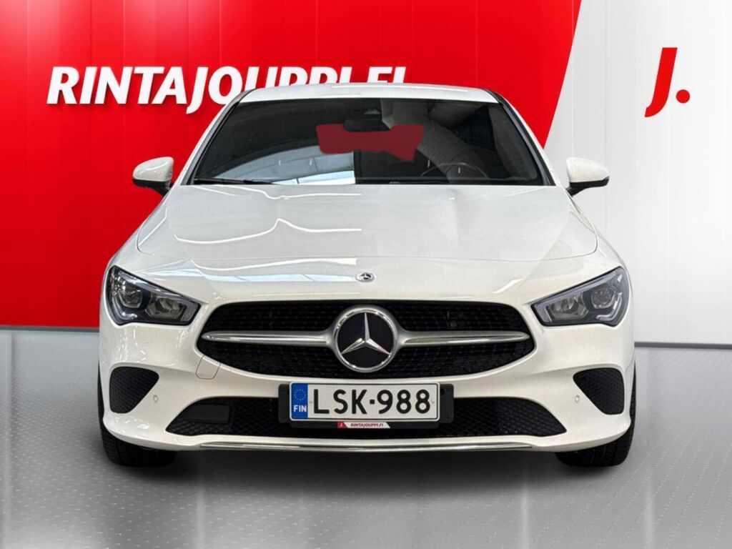 Mercedes-Benz CLA 2023 Valkoinen