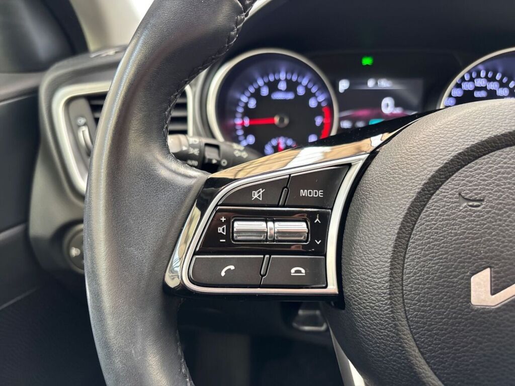 Kia Ceed 2023 Valkoinen