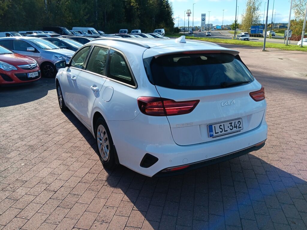 Kia Ceed 2023 Valkoinen
