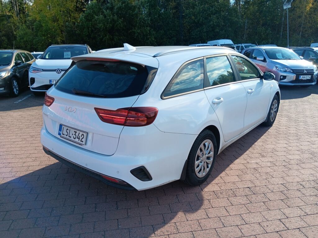 Kia Ceed 2023 Valkoinen