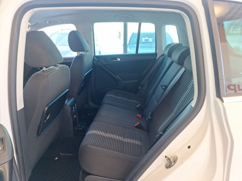 Volkswagen Tiguan 2010 Valkoinen