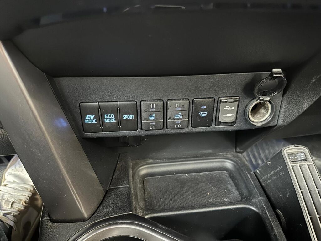 Toyota RAV4 2016 Hopea
