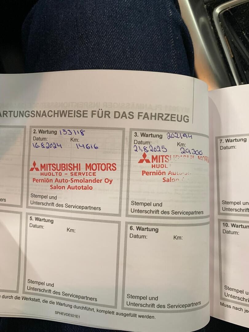 Mitsubishi Eclipse Cross 2022 Musta