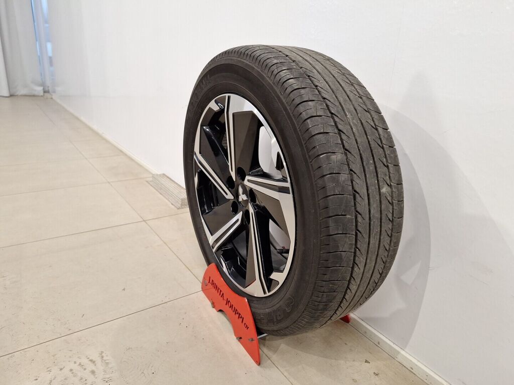 Mitsubishi Eclipse Cross 2022 Musta