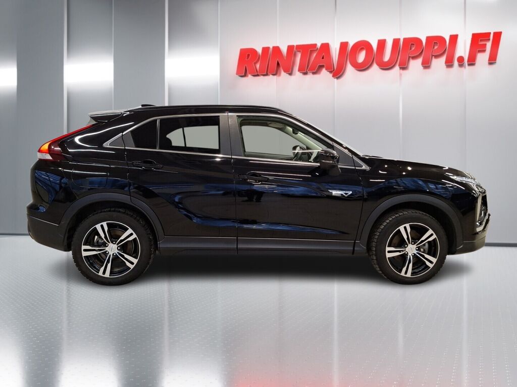 Mitsubishi Eclipse Cross 2022 Musta