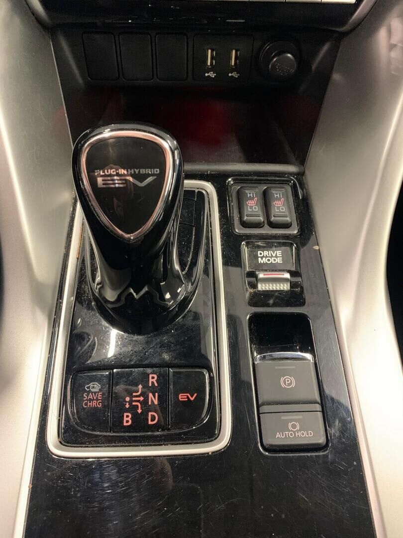 Mitsubishi Eclipse Cross 2022 Musta