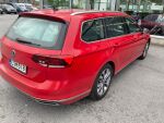 Volkswagen Passat 2021 Punainen