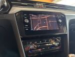 Volkswagen Passat 2021 Punainen