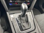 Volkswagen Passat 2021 Punainen