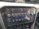 Volkswagen Passat 2021 Punainen
