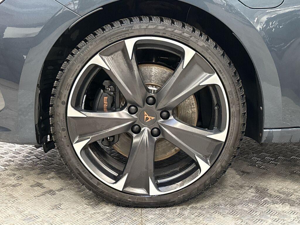 Cupra Leon Sportstourer 2021 Harmaa