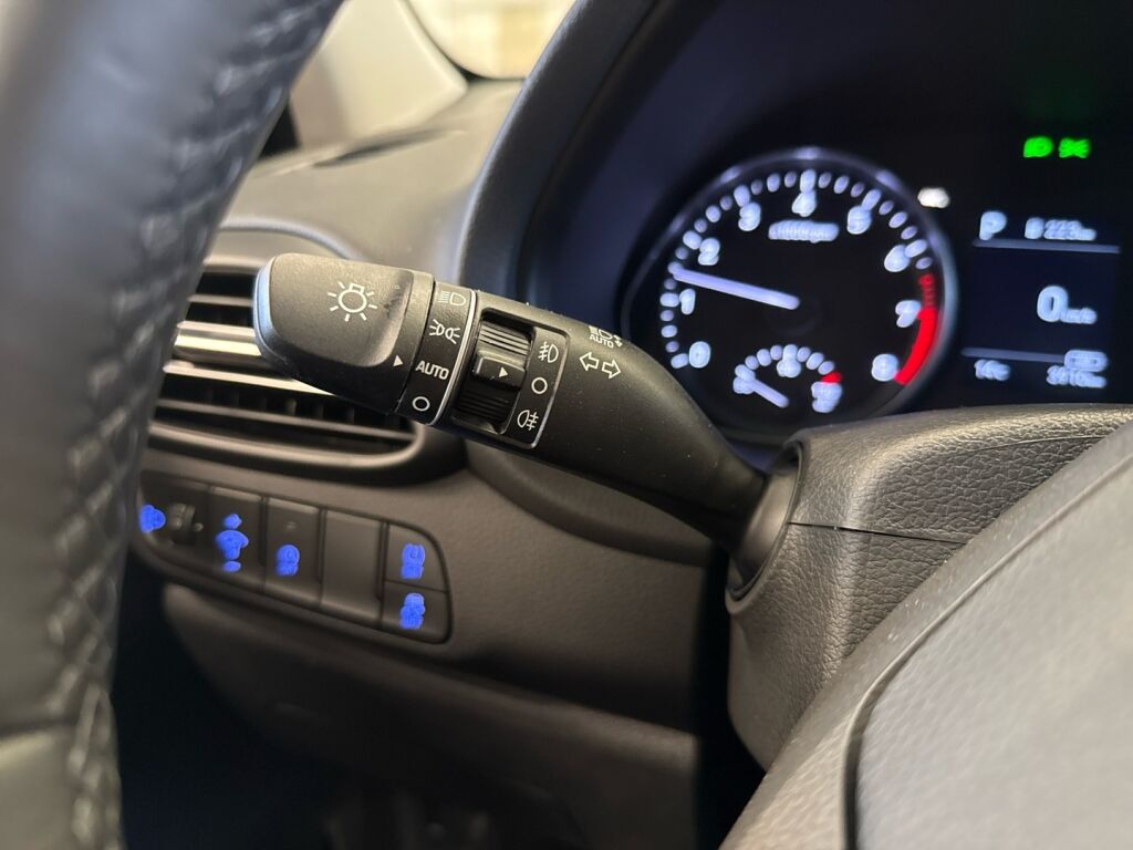 Hyundai i30 Wagon 2024 Musta