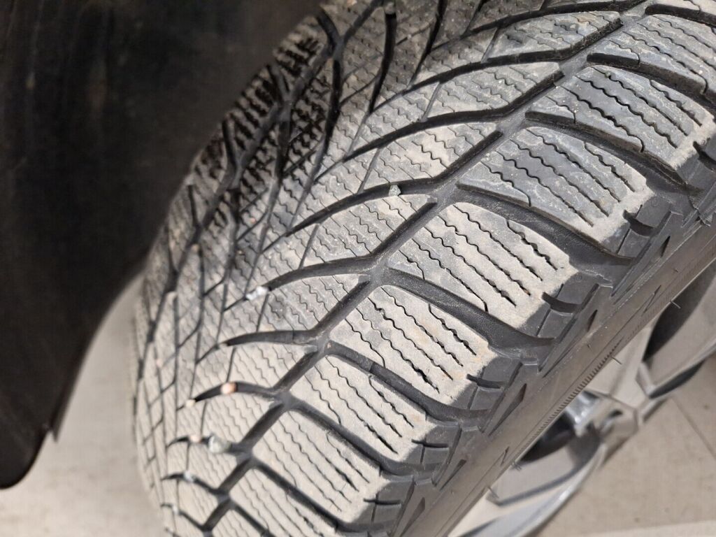 Kia Niro Electric 2021 Sininen