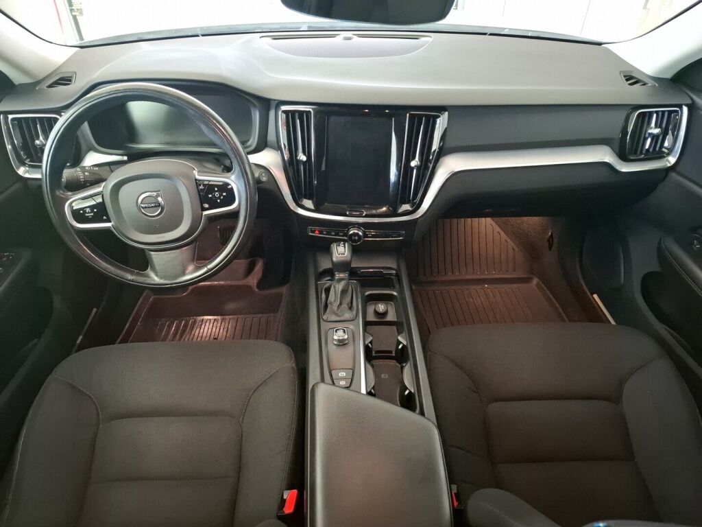 Volvo V60 Cross Country 2020 Valkoinen