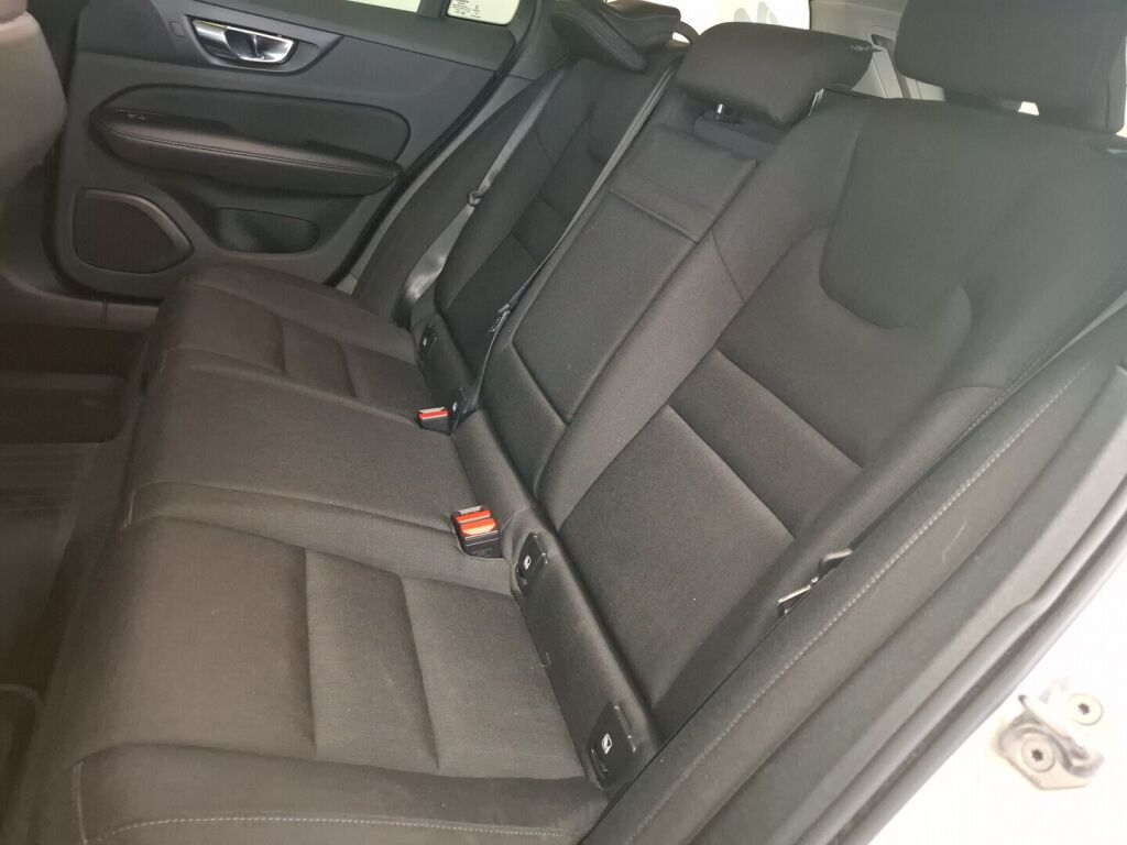Volvo V60 Cross Country 2020 Valkoinen