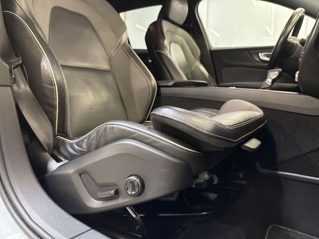 Volvo V60 2020 Valkoinen