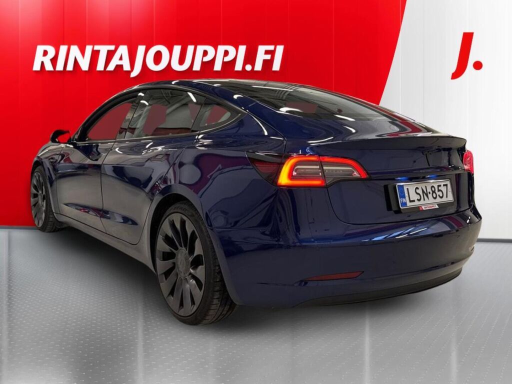 Tesla Model 3 2021 Sininen