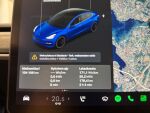 Tesla Model 3 2021 Sininen