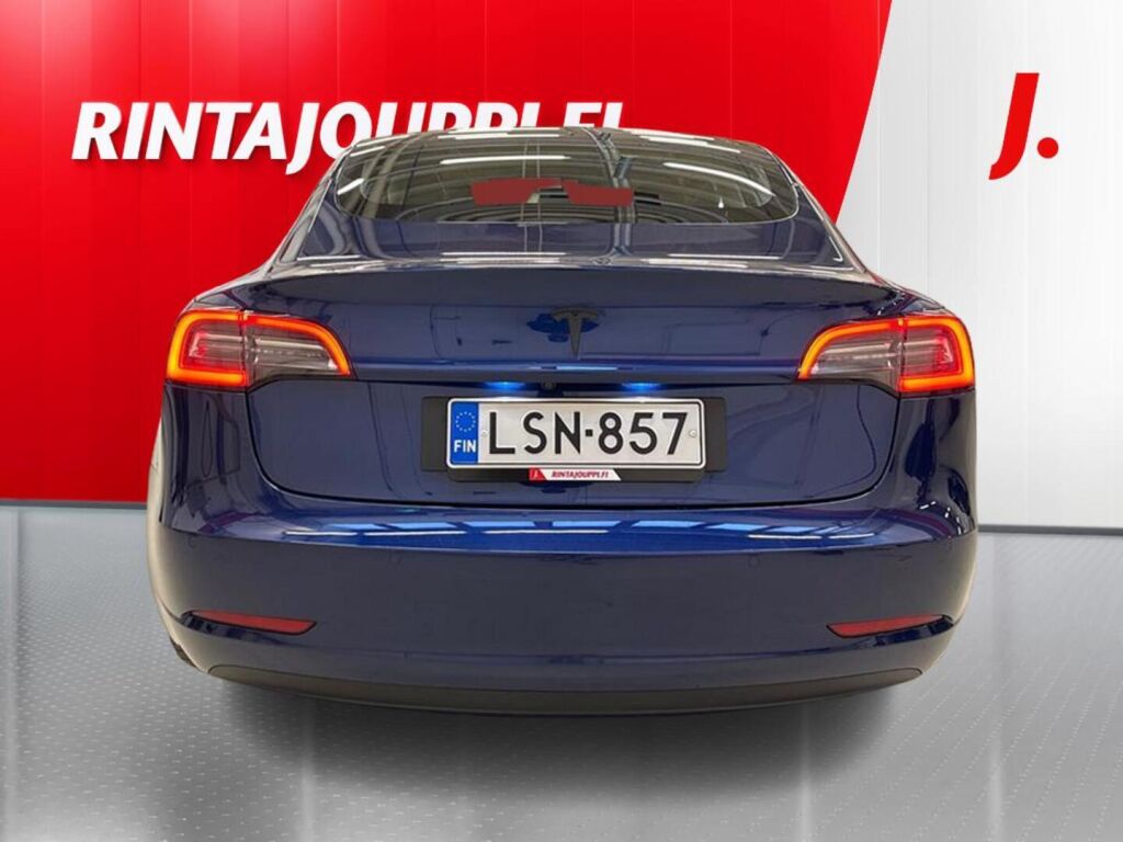 Tesla Model 3 2021 Sininen