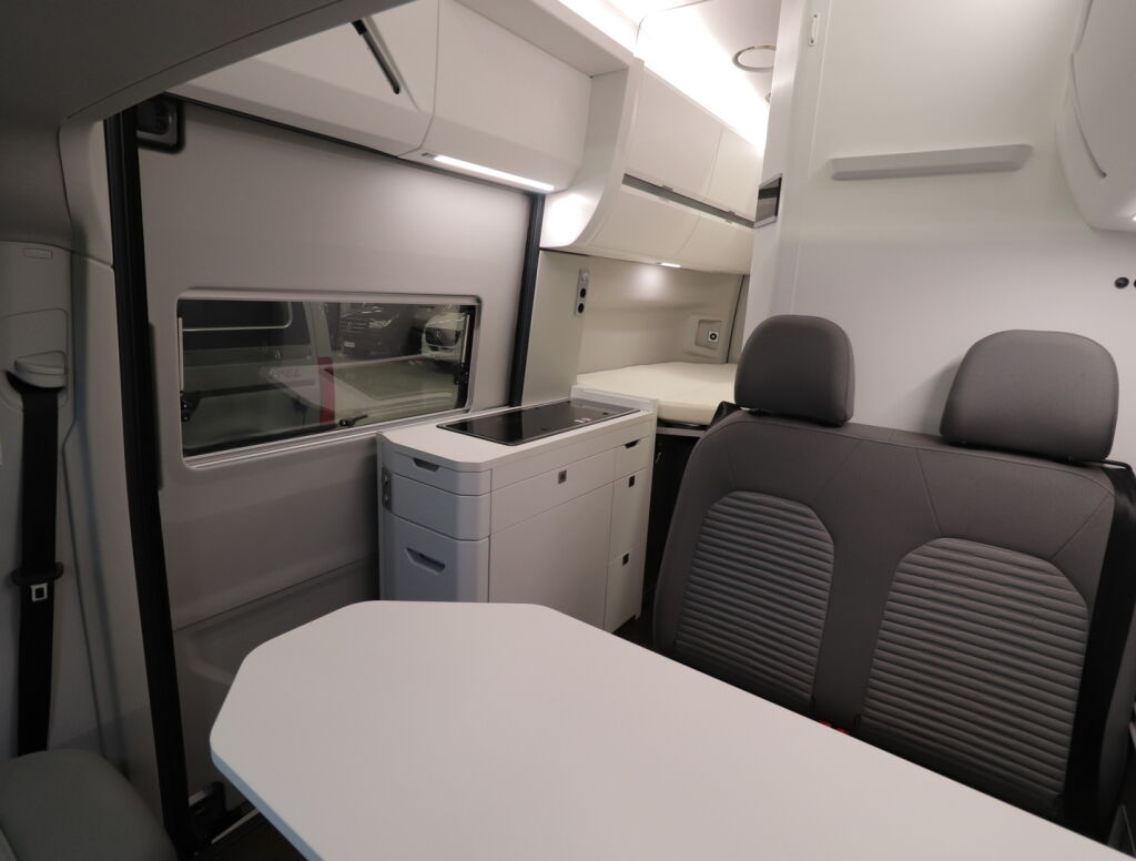 Volkswagen GRAND CALIFORNIA 600 2023 Harmaa