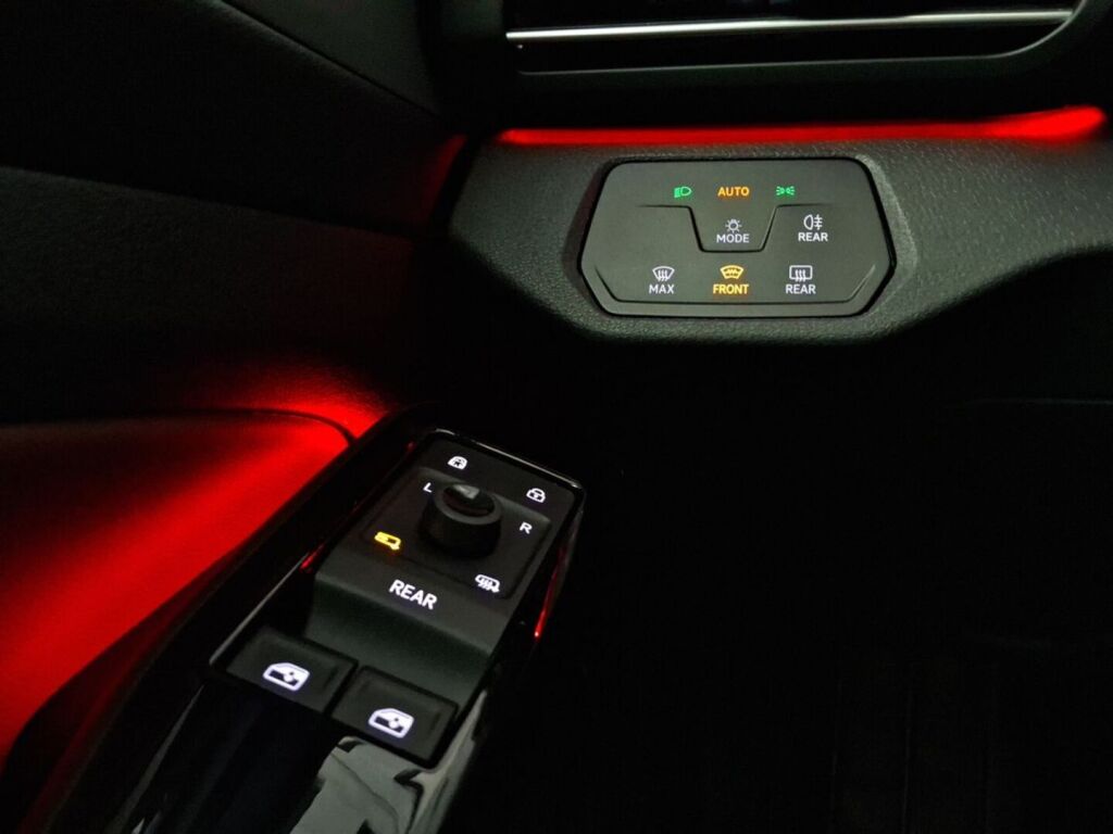 Volkswagen ID.4 2021 Valkoinen