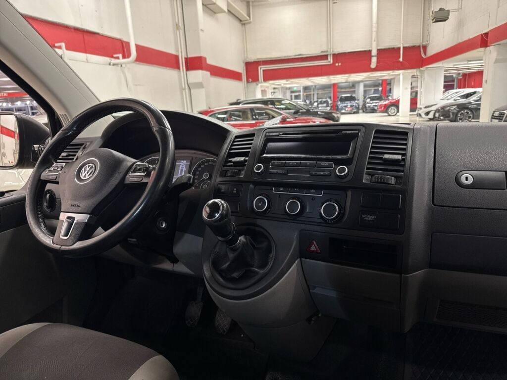 Volkswagen Transporter 2014 Musta