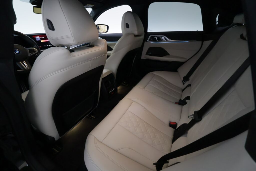 BMW I4 M50 2024 Vihreä