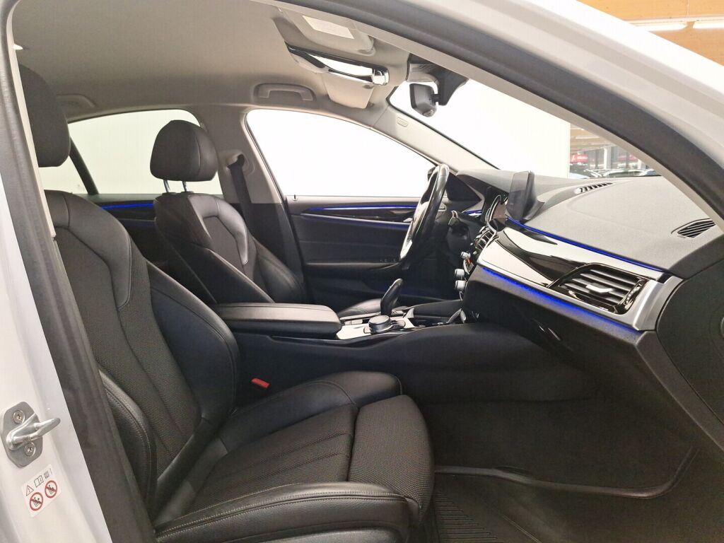 BMW 530 2018 Valkoinen