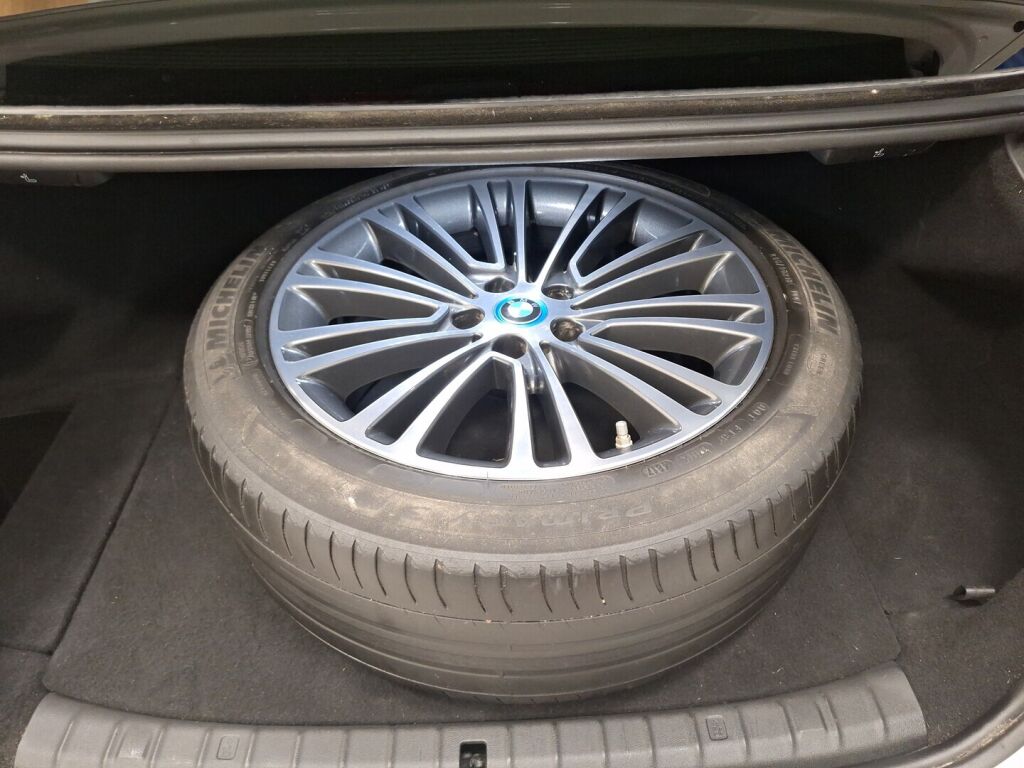 BMW 530 2018 Valkoinen