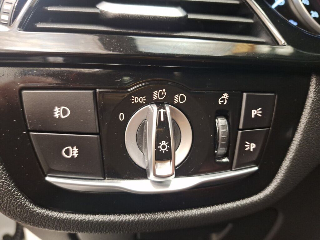 BMW 530 2018 Valkoinen