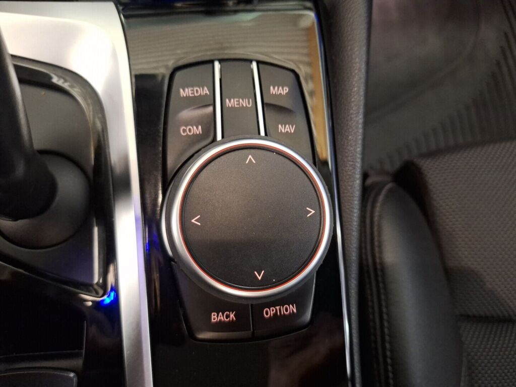 BMW 530 2018 Valkoinen