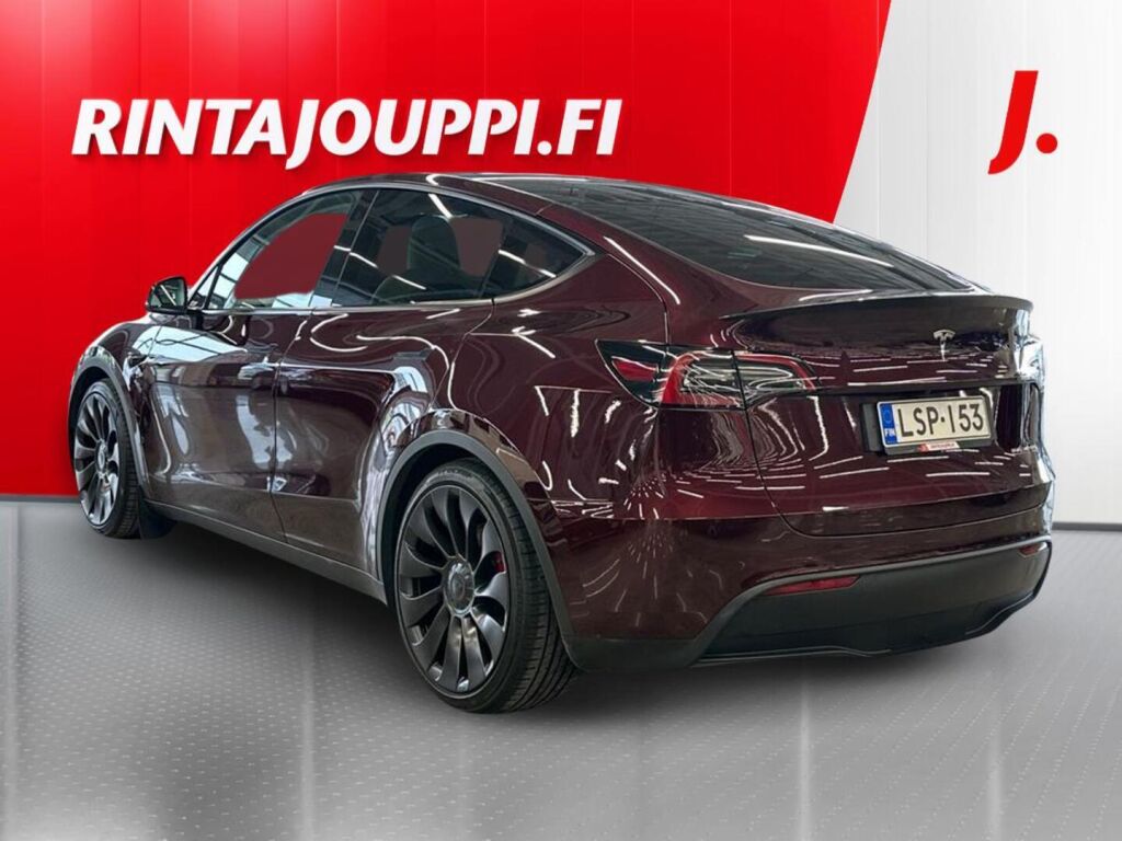 Tesla Model Y 2023 Monivär.