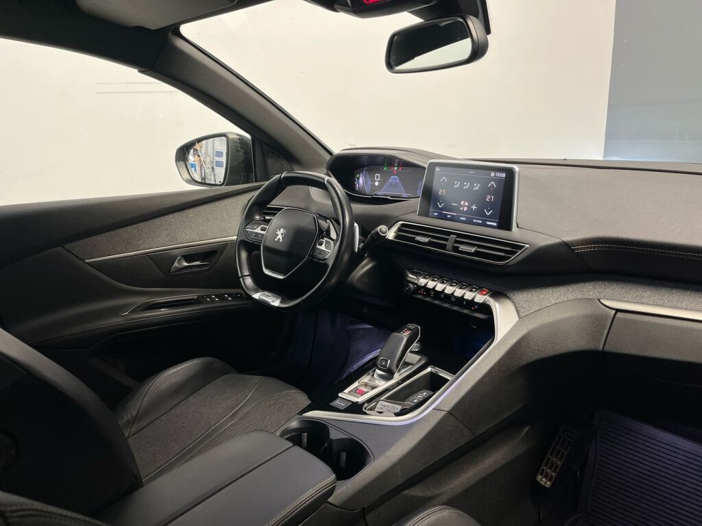 Peugeot 5008 2019 Harmaa